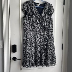 Dressbarn size 18 dress, sleeveless. Tub 5. Absolutely Beautiful